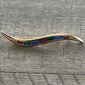 Gold‎ Tone Art Deco Brooch with Multicolor Rhinestones